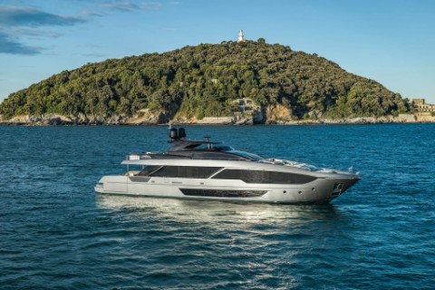 Riva 112' Dolcevita Super New