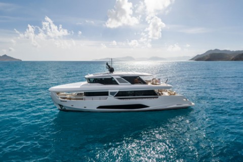 Ferretti Yachts INFYNITO 90