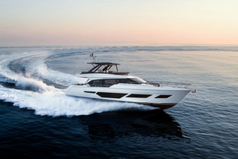 Ferretti Yachts 720 New