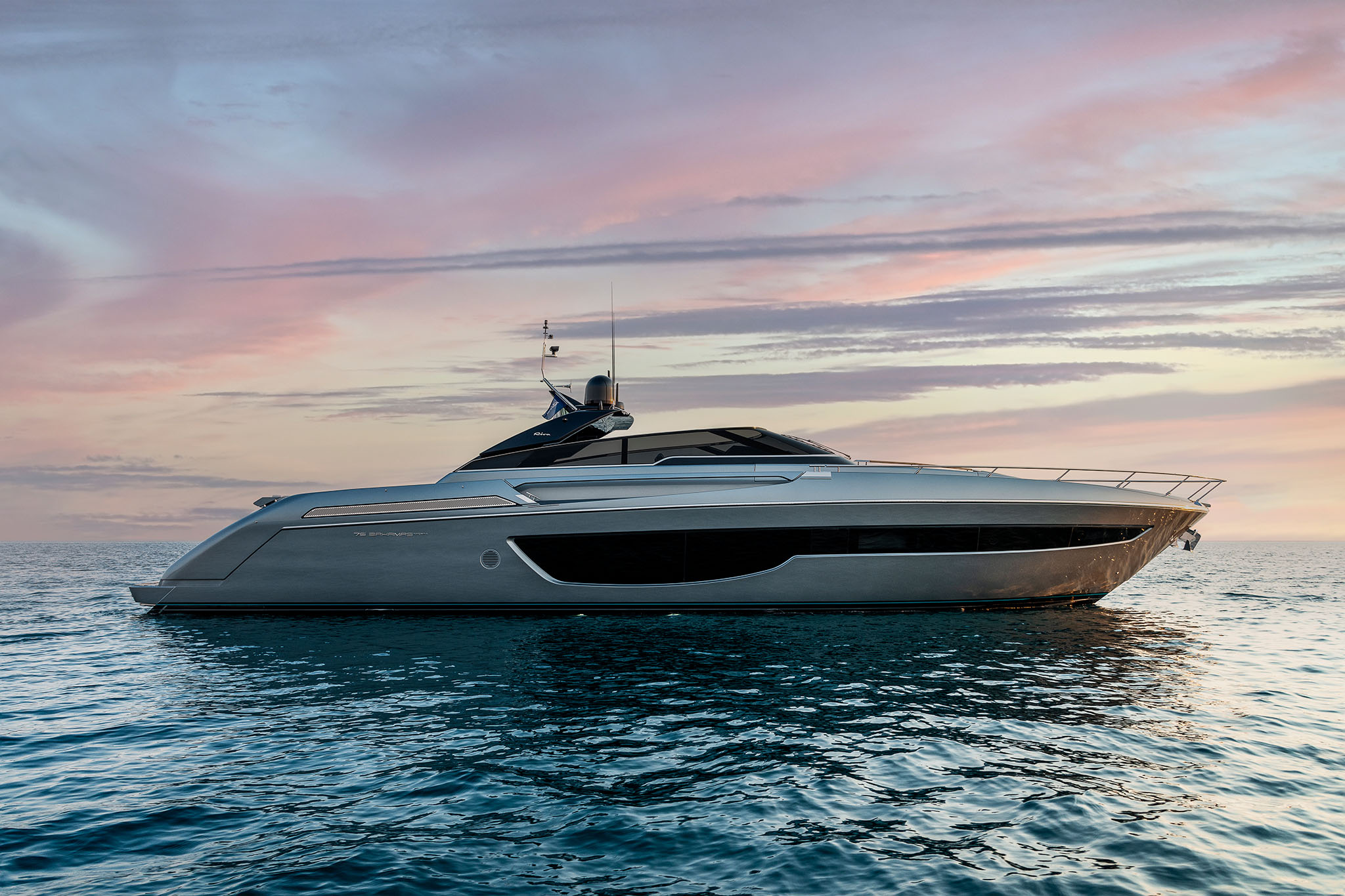 Riva 76' Bahamas Super