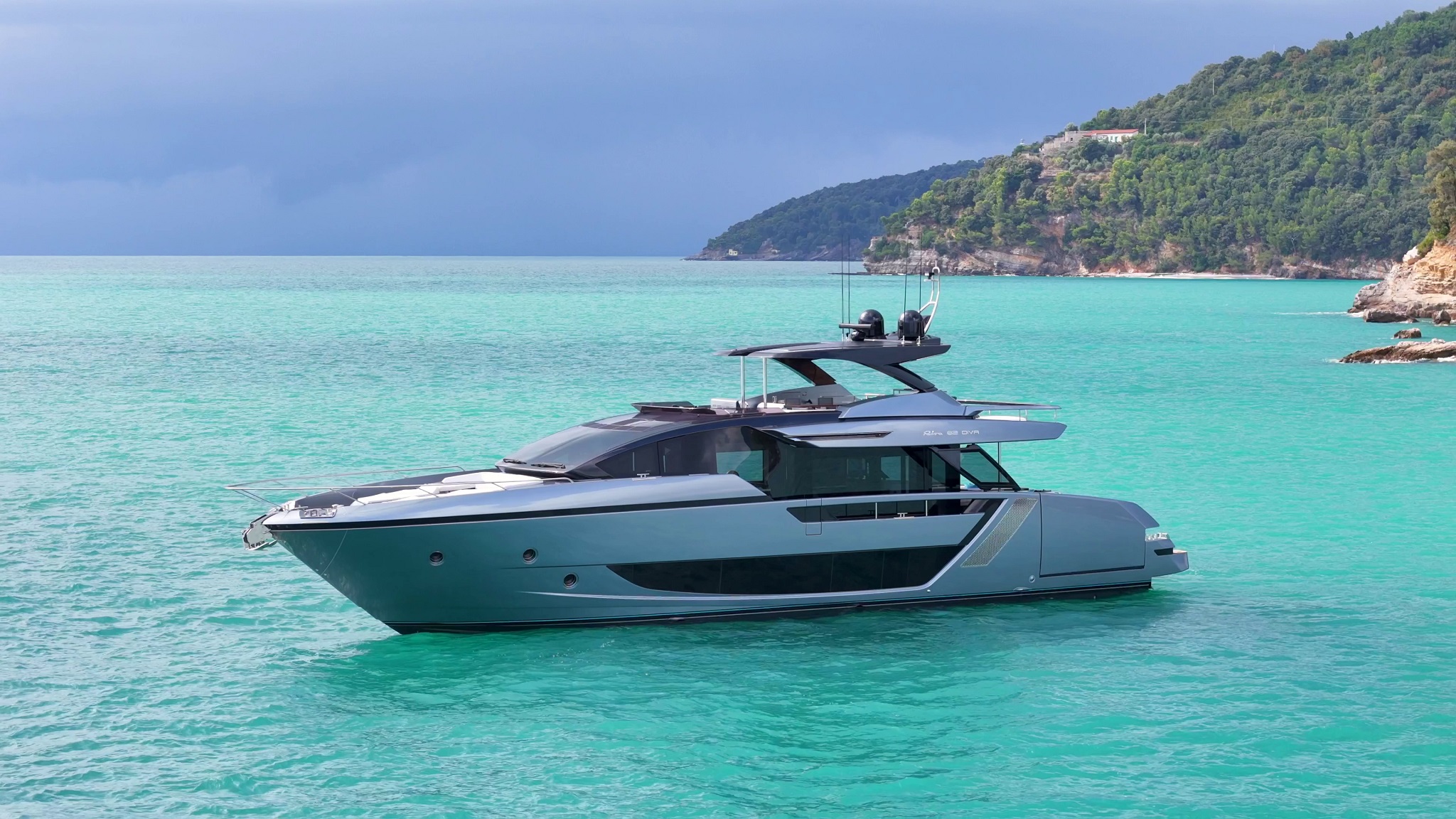 riva yacht 82